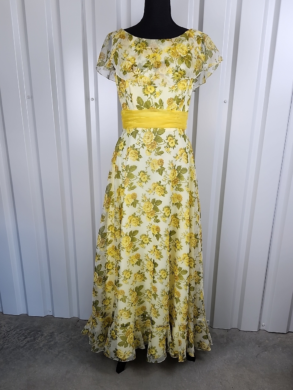 Sylvia Ann Vintage 1970's Yellow Floral Chiffon Maxi Dress Sash Size 12 Formal